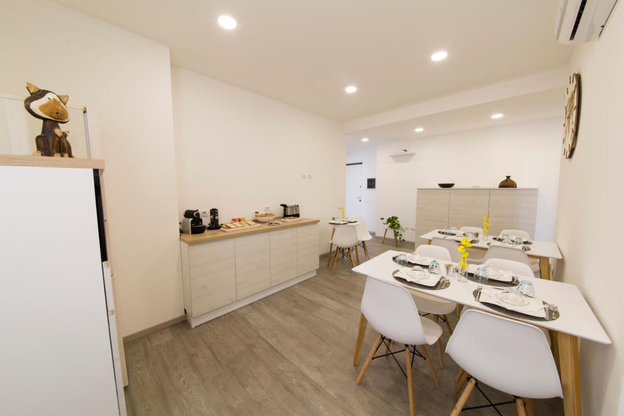 Sorores Bed&Breakfast 칼리아리 외부 사진